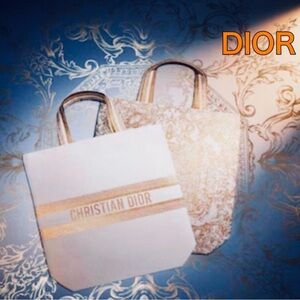 Bundle ‼️Dior Elegant White and Gold Tote & Dior Compact Gold Mirror